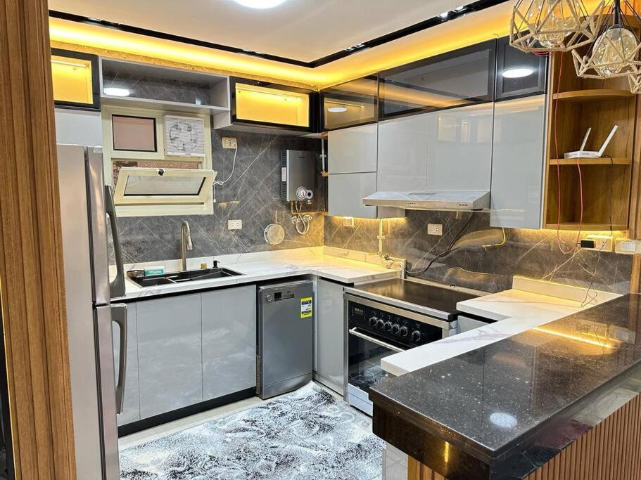 New In Pyramids Gardens Area Of Cairo