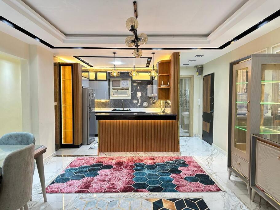 New In Pyramids Gardens Area Of Apartment *