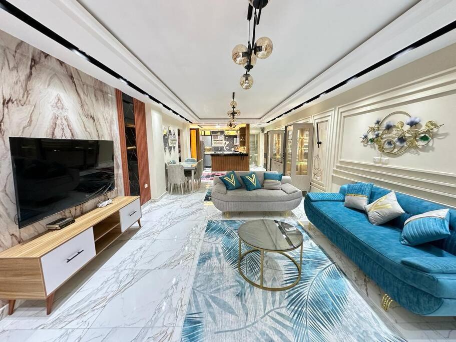 New In Pyramids Gardens Area Of Apartment Cairo