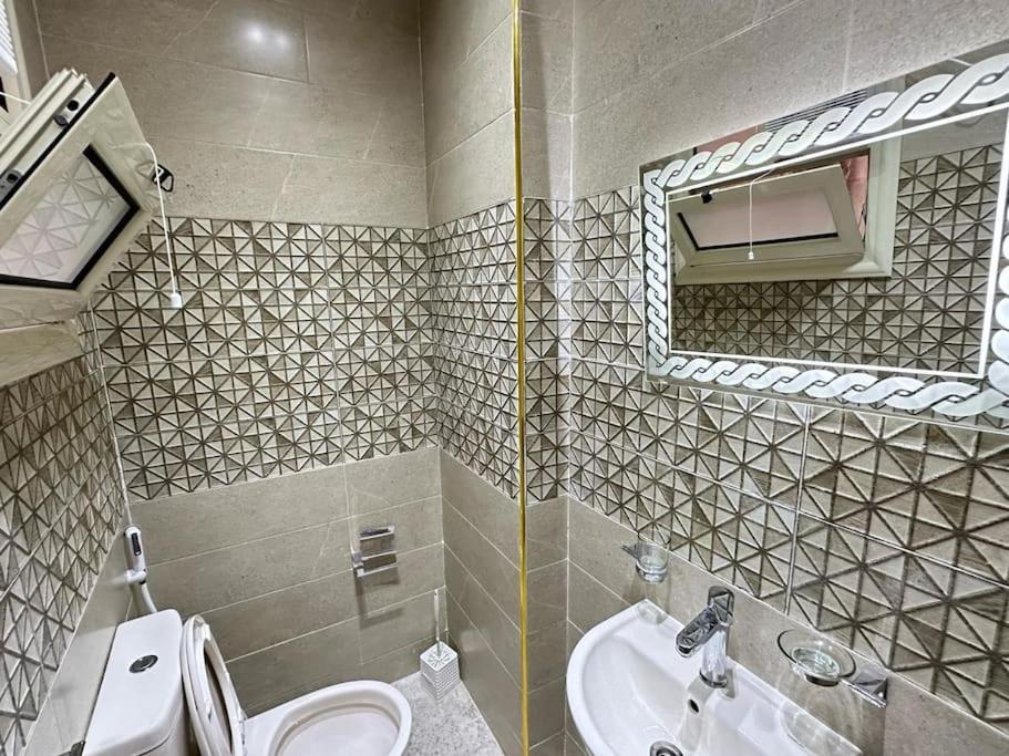Apartment New In Pyramids Gardens Area Of Cairo