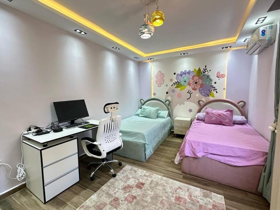 New In Pyramids Gardens Area Of Apartment *