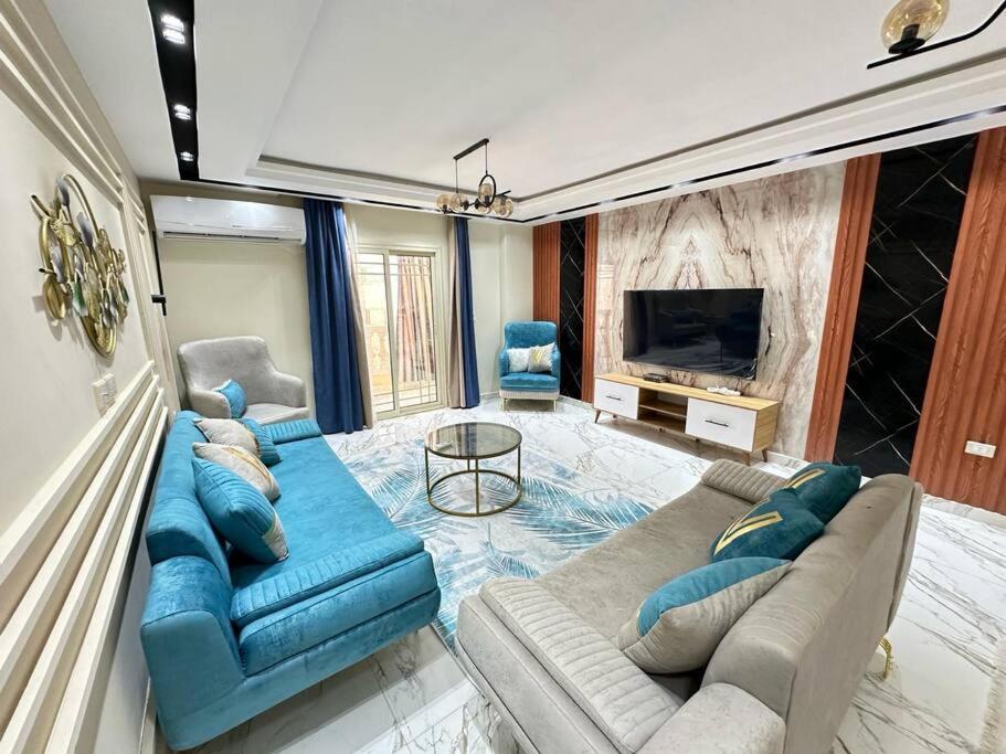 Apartment New In Pyramids Gardens Area Of Cairo