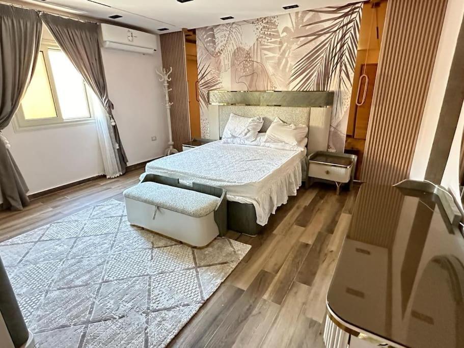 New In Pyramids Gardens Area Of Apartment Cairo