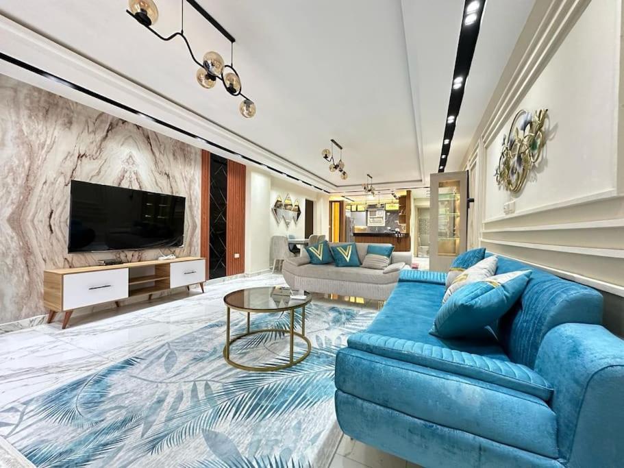 New In Pyramids Gardens Area Of Apartment *