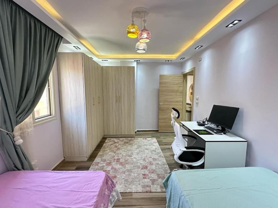 New In Pyramids Gardens Area Of Apartment Cairo