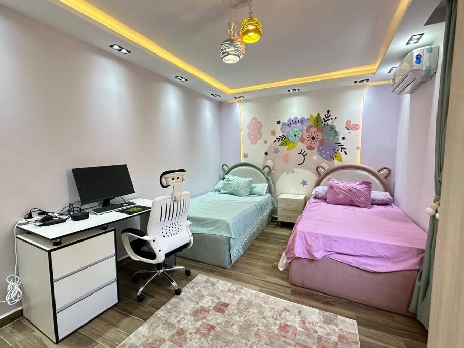 New In Pyramids Gardens Area Of Apartment